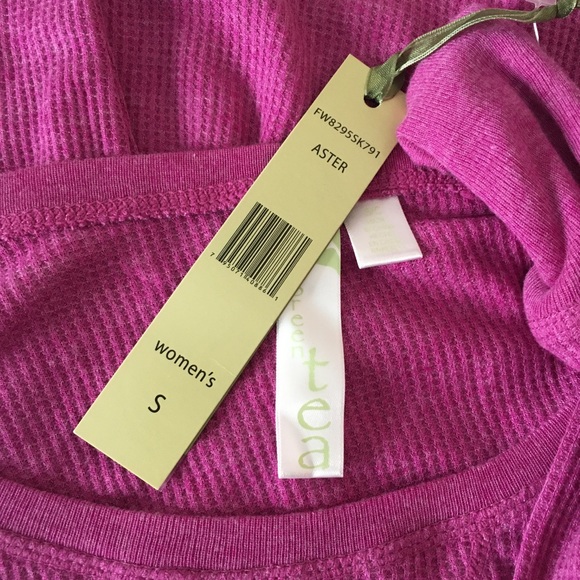 GreenTea NWT Thermal Long Sleeve Top Small - Picture 3 of 3